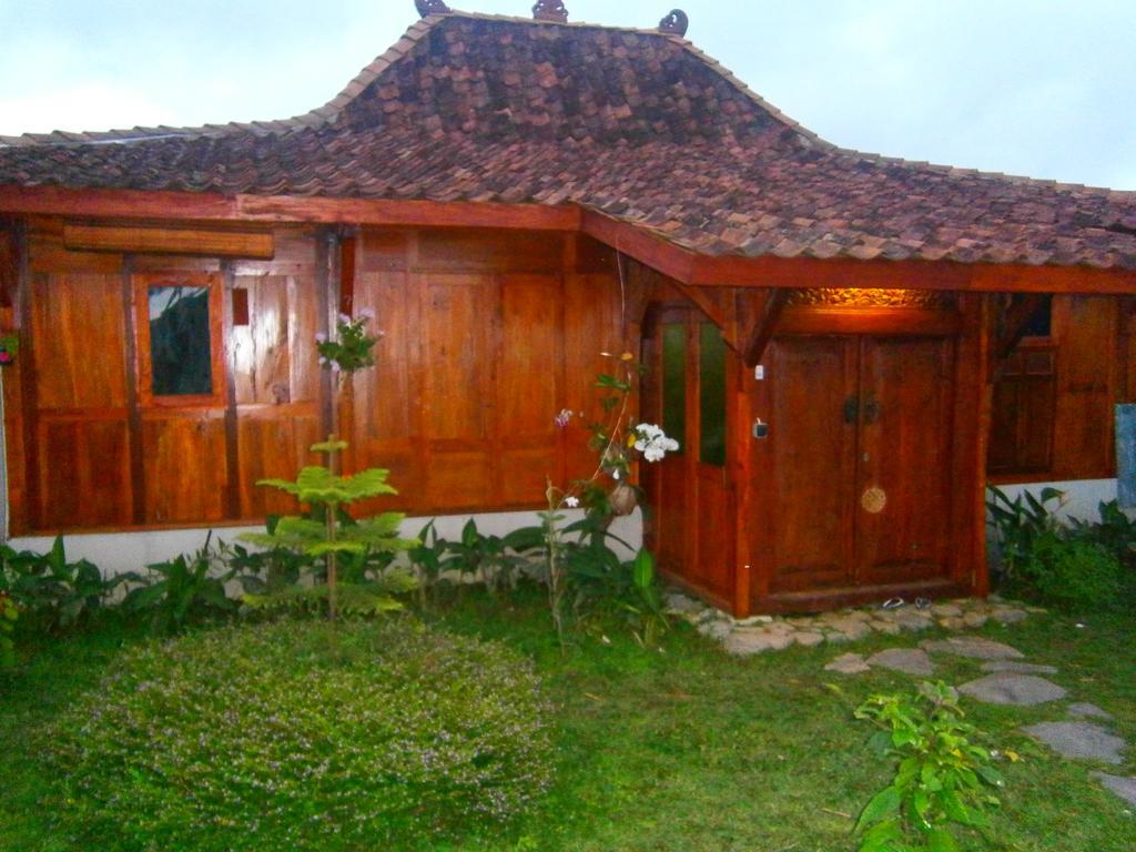 Villa Sumbing Indah ماجلانج الغرفة الصورة